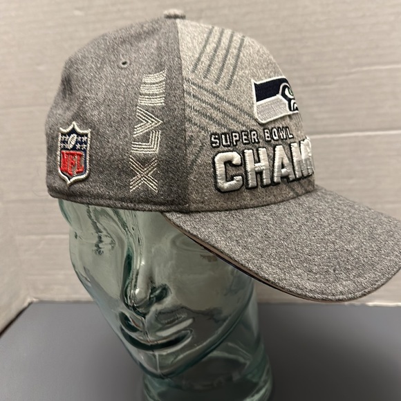 9Forty New Era Seattle Seahawks Super Bowl Champions XLVIII NFL Cap/Hat - Picture 2 of 4